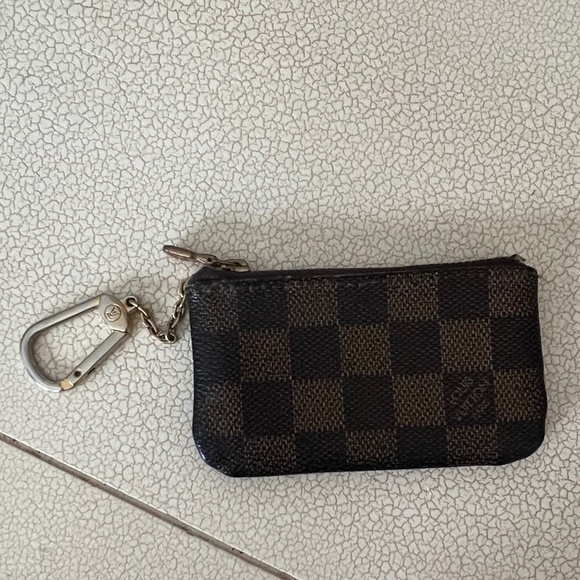 Louis Vuitton - Damier Ebene Canvas - Key Pouch - Picture 2 of 8